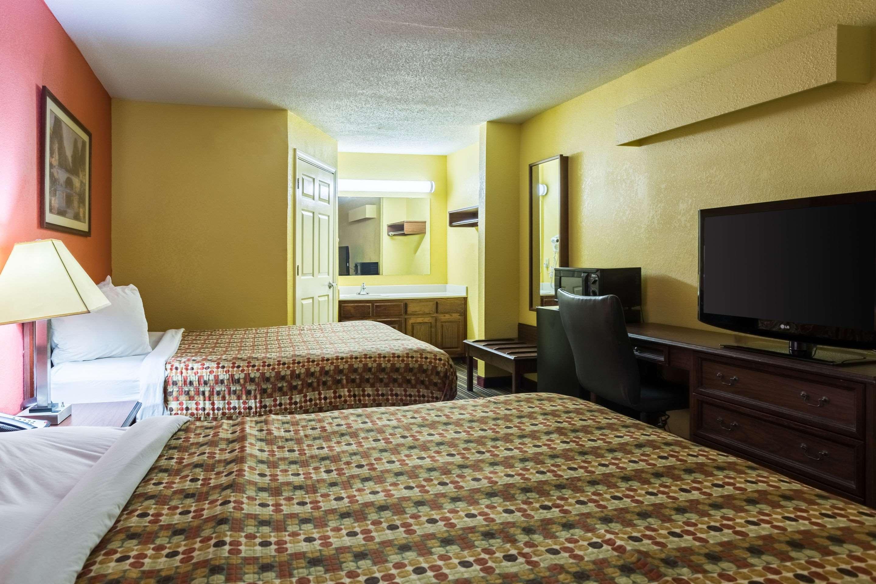 Econo Lodge Tupelo Dış mekan fotoğraf